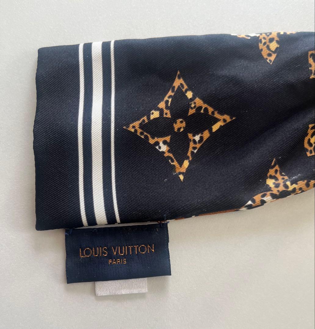 Louis Vuitton 激レアレオパードヒョウ柄 スカーフ美品‼️ - メルカリ