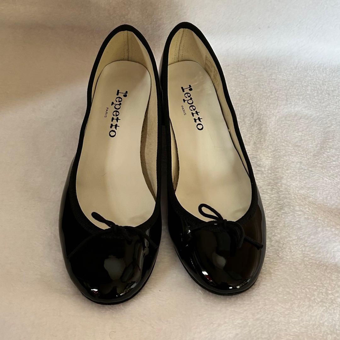 美品✨レペット エナメル ブラック37.5（23.5cm）