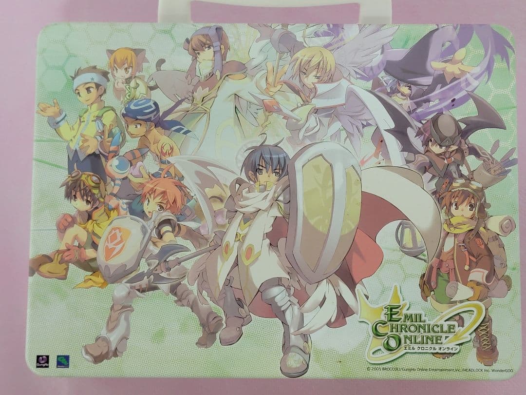 エミルクロニクルズオンライン　キャリーケースとビギナーズパッケージのセット