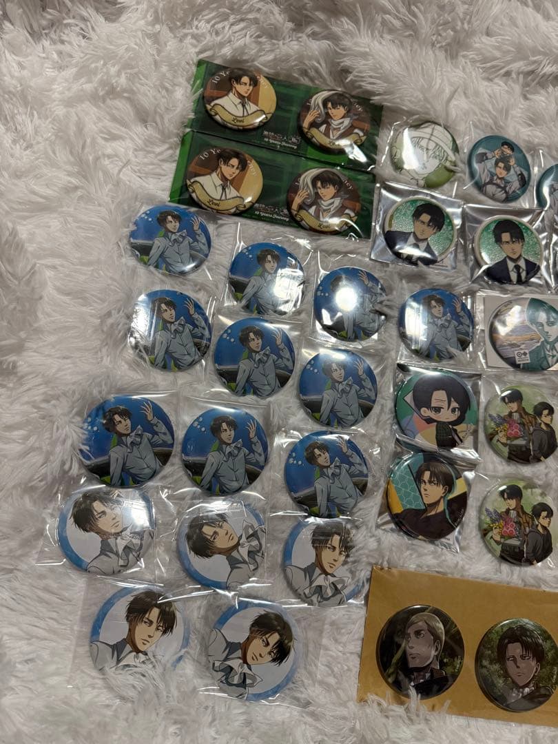 進撃の巨人　リヴァイ　まとめ売り