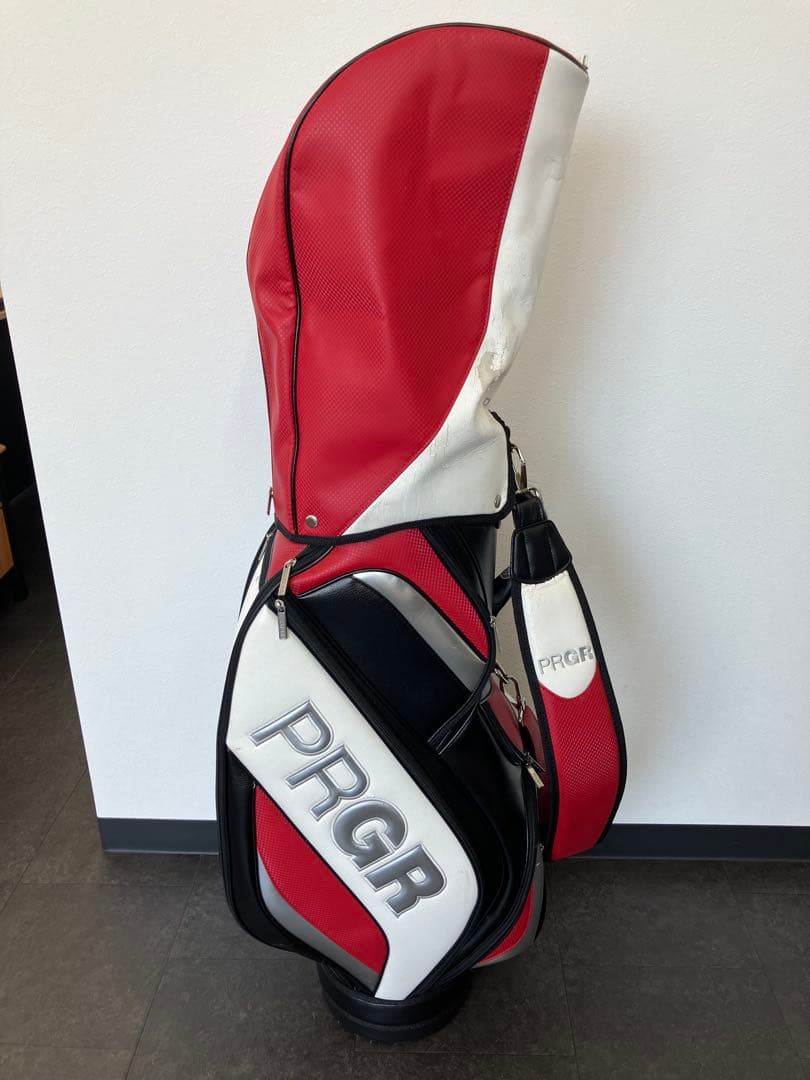 あらけん様！PRGR プロギア キャディバッグ　4分割　ゴルフ　 ゴルフバッグ PRGR（プロギア） ヨコハマ プロ仕様コンパクトキャディバッグ PRCB