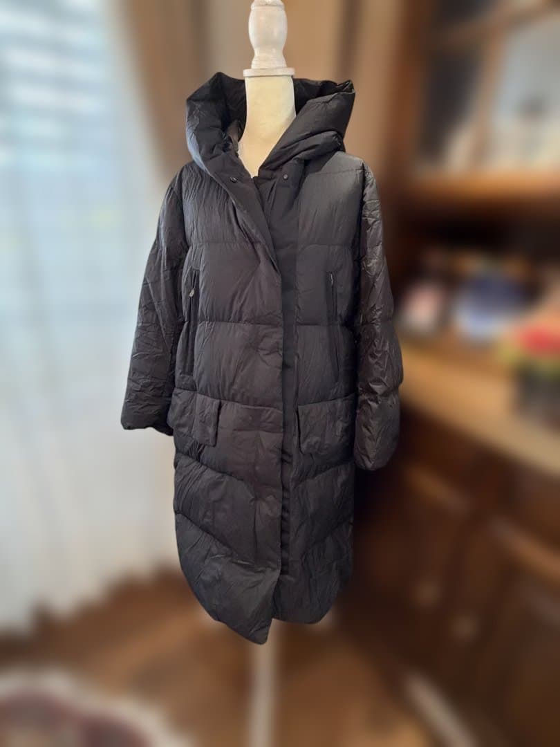 まのじ ⭐️ユニクロプラスJ ロングダウンジャケット　ブラック⭐️XL⭐️ ユニクロ公式 | シームレスダウンロングコート