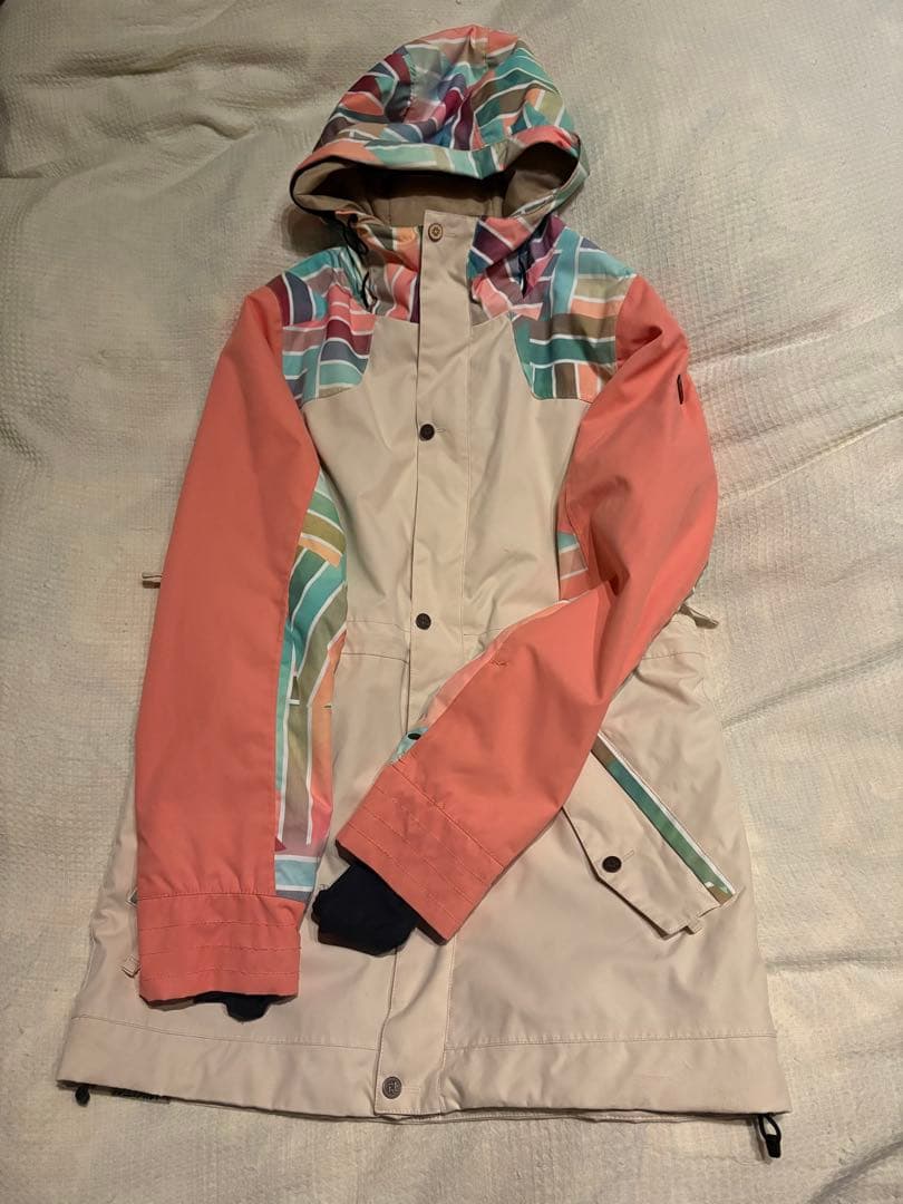 NIKITAスノボウェア nikita_set11.jpg