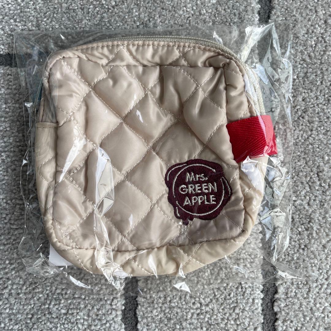 ミセスグリーンアップル　ポップアップ　トートバッグ　ポーチ　ブローチ　新品未使用
