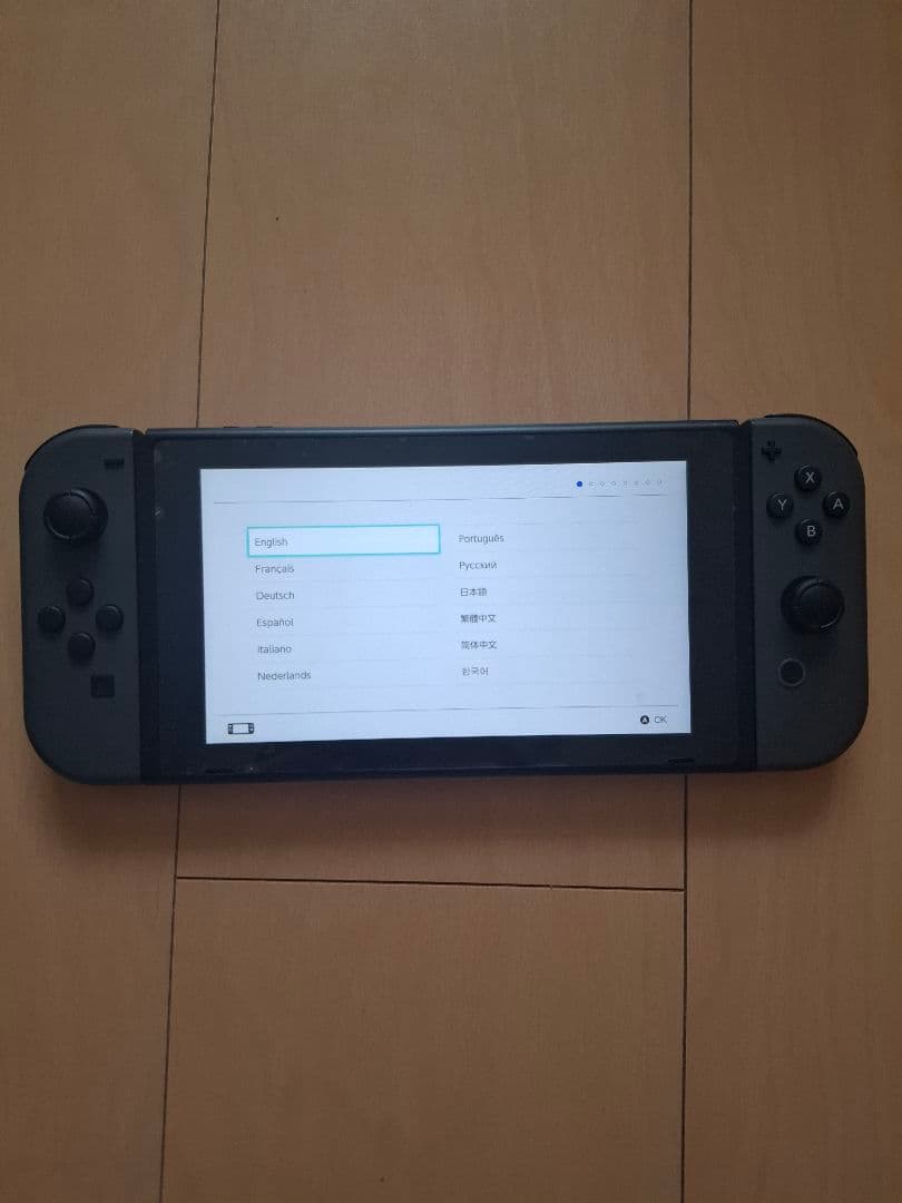 Nintendo Switch SDカード付 左Joy-Con動作不良ありの通販はau PAY