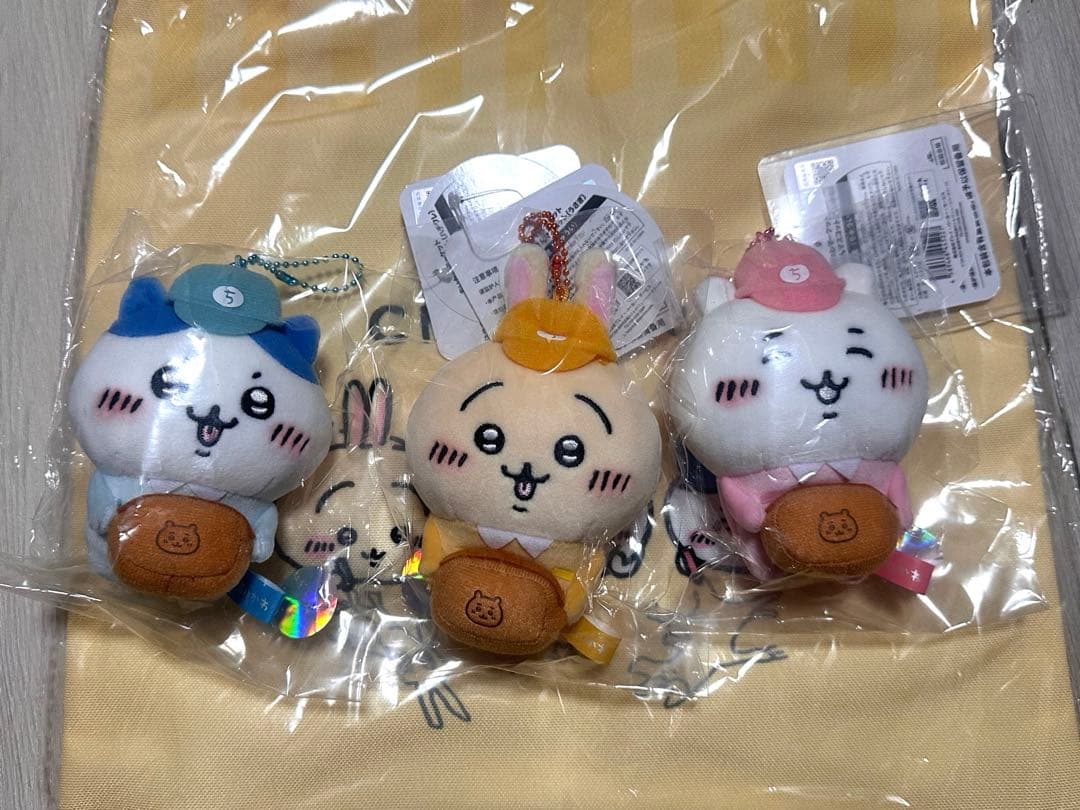 専用 ちいかわ 働くスタッフさんマスコット ちいかわマーケット 働くスタッフさんマスコット（ハチワレ） | ちい