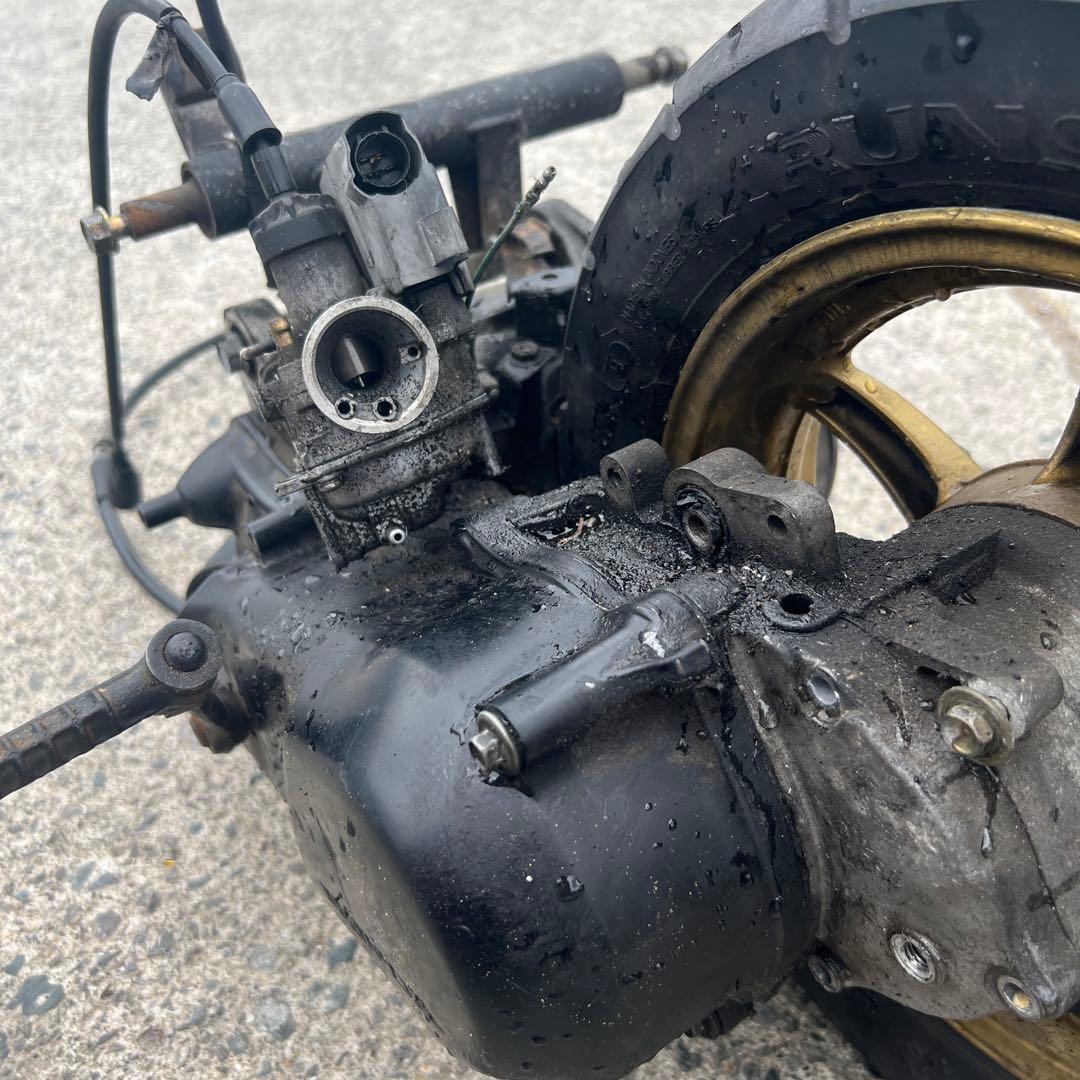 ライブディオ AF34 リアホイール付きエンジン 不動 部品取りなどに