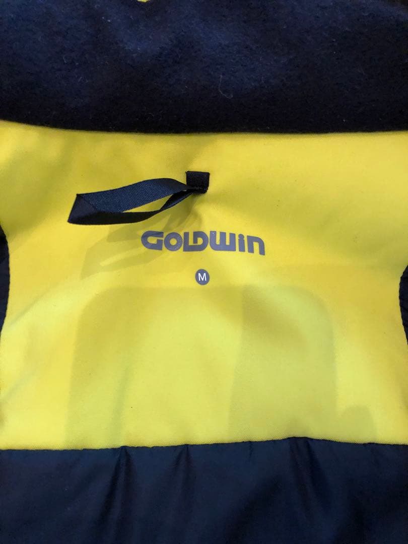 25日で出品終了】ゴールドウィン スキーウェア 上着(M)パンツ(L)上下