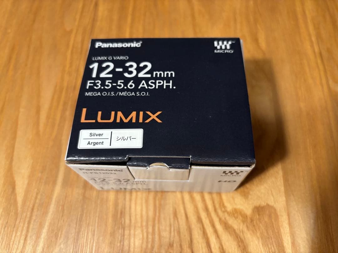 新品　パナソニック標準ズームレンズ lumix シルバー H-FS12032-S カメラレンズ LUMIX G VARIO 12-32mm/F3.5-5.6 ASPH./MEGA O.I.S.