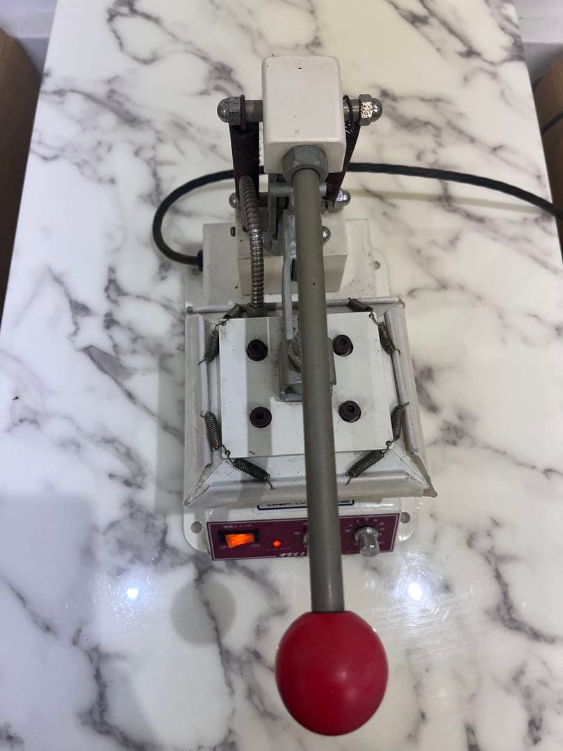 奥野電器 オクサン プレス機 FD-11型 アイロン ヒートプレス機 熱転写機 楽天市場】Kurflo 熱転写プレス機 30×38cm Tシャツに転写 大表面 手動