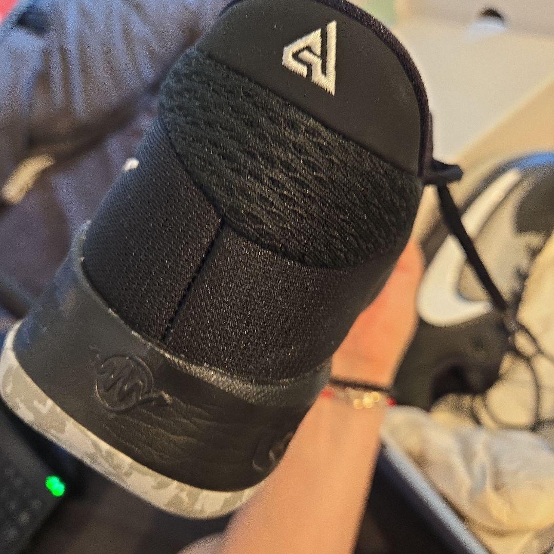 (美品) Nike Zoom Freak 4 28.0cm ※1度だけ着用