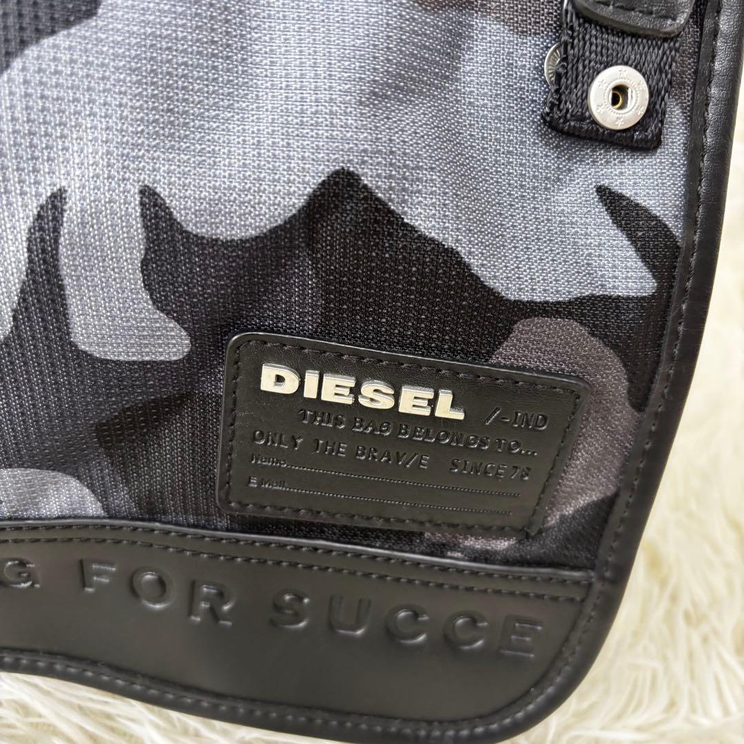 DIESEL✨大容量メッセンジャーバッグ レザーナイロン カモフラ 刻印