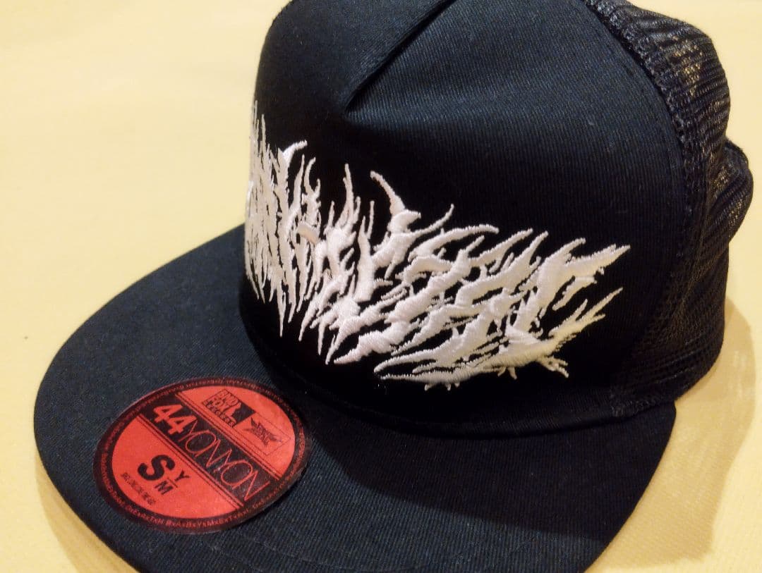 貴重！新品未使用！2015年 BABYL ブルータルロゴメッシュキャップ