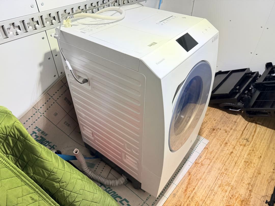 極美品】2025年8月購入 Panasonic NA-LX129DR - メルカリ