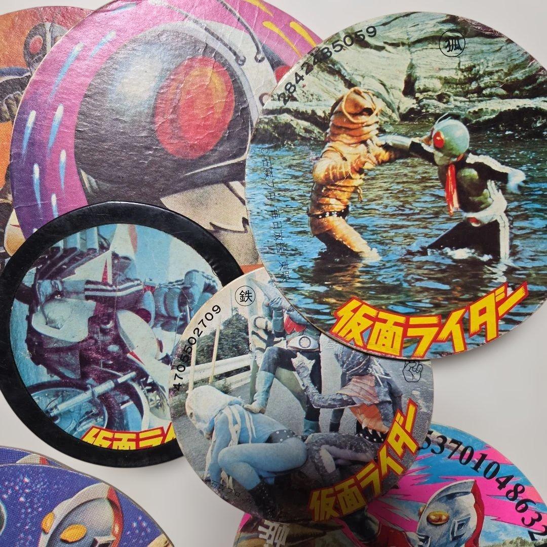 50年前のヒーローものウルトラマン、仮面ライダー他メンコセット