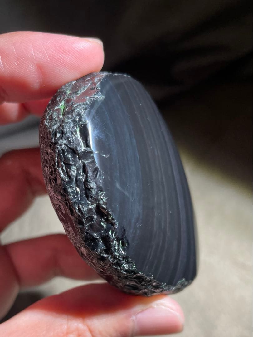 研磨品　十勝石玲瓏複合色　レインボーオブシディアン