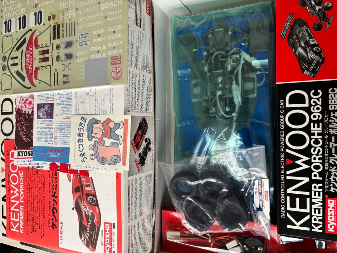 京商1/10RCポルシェ962C トラックレース KENWOOD クラシック塗装
