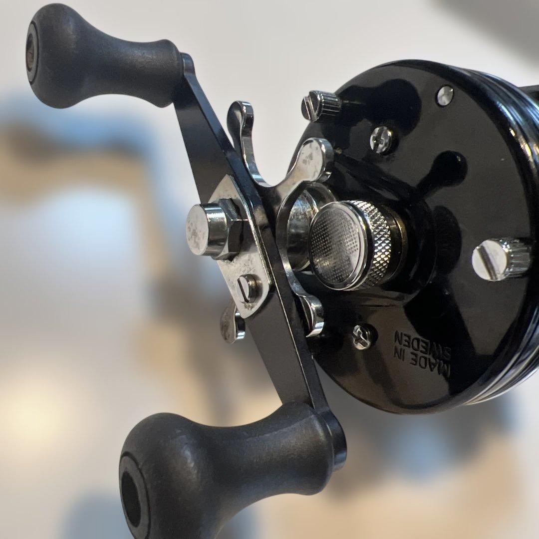 美品】アブ アンバサダー 6600C 黒ベロ フットNO.070007 - メルカリ