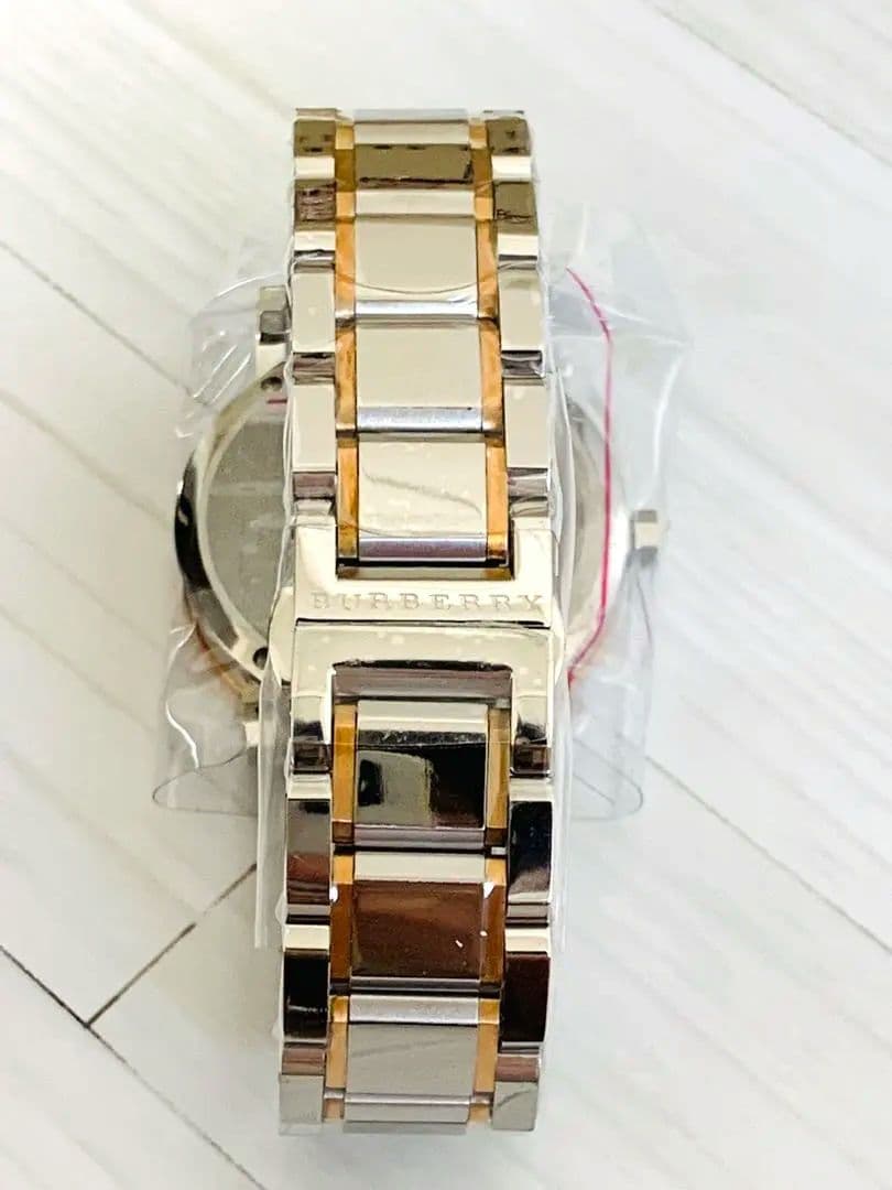 新品未使用】バーバリー 腕時計 BU9006 クォーツ 箱付 保護フィルム付