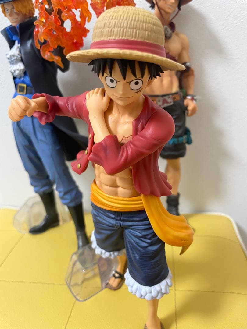 ワンピース　一番くじ　ルフィ　エース　サボ　3体セット