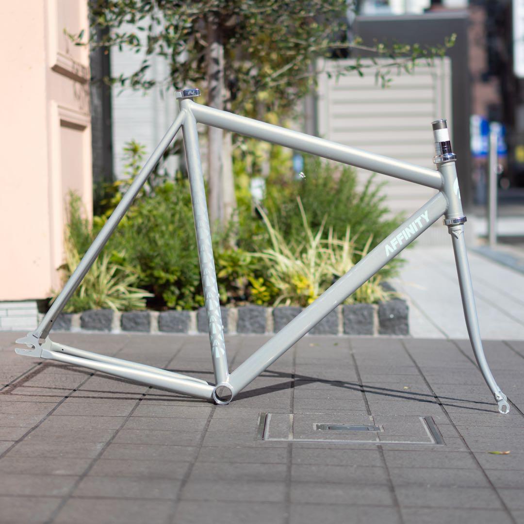 Affinity lopro フレームセット ピストバイク - メルカリ