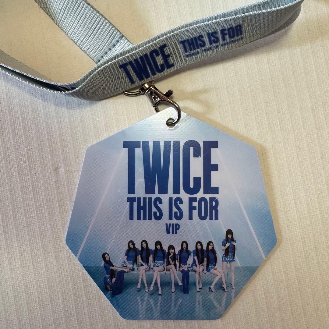 TWICE THIS IS FOR WORLD TOUR メルボルン VIP特典