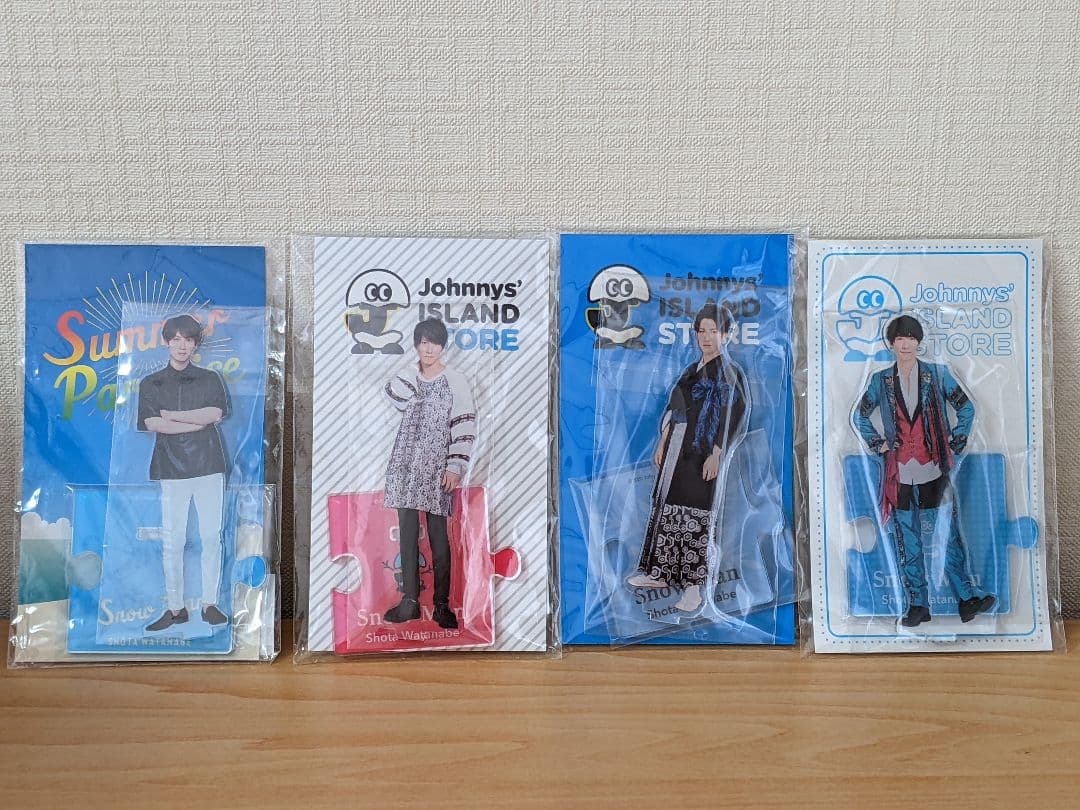 渡辺翔太アクリルスタンド セット 渡辺翔太 アクリルスタンド 4体セット - メルカリ