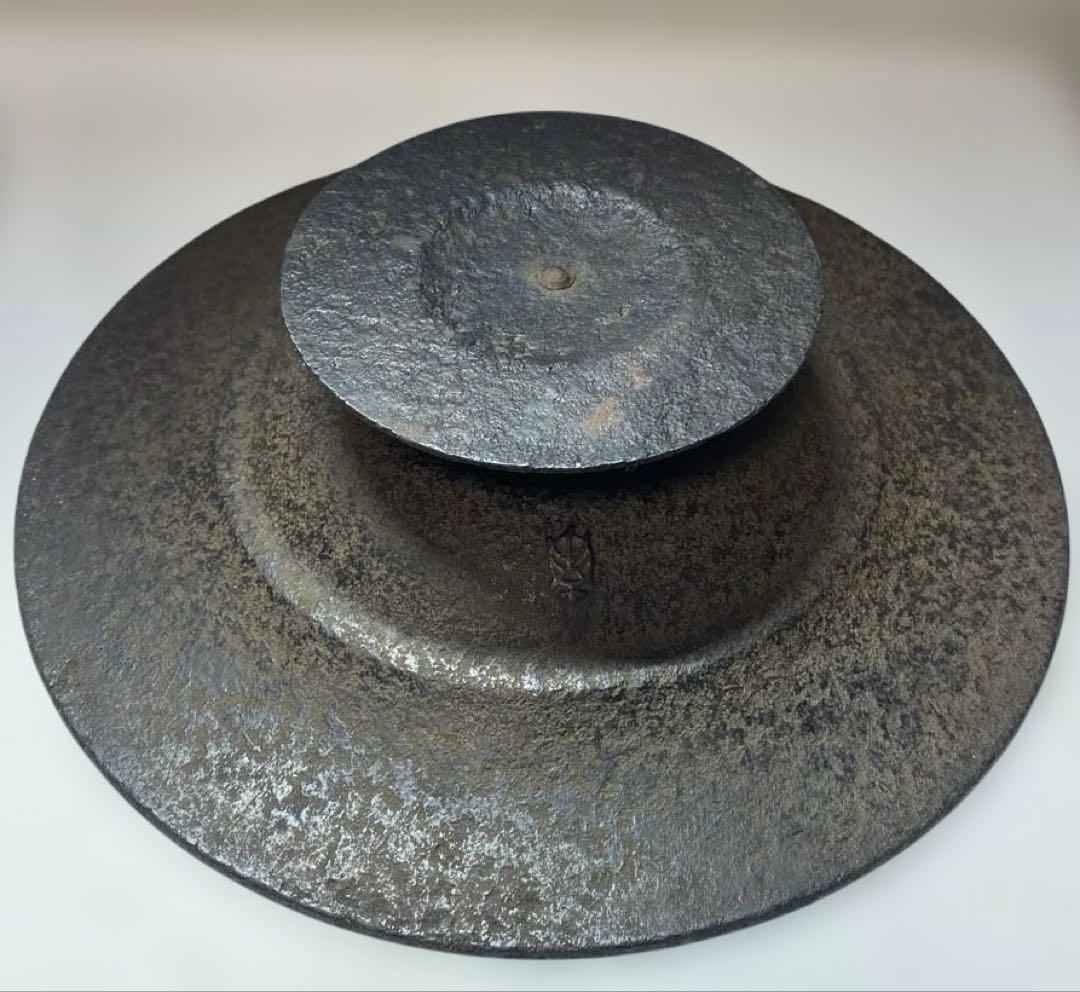 南部鋳物 3代目高橋萬治 作 円形蓋付製品 印有り アンティーク 非常に