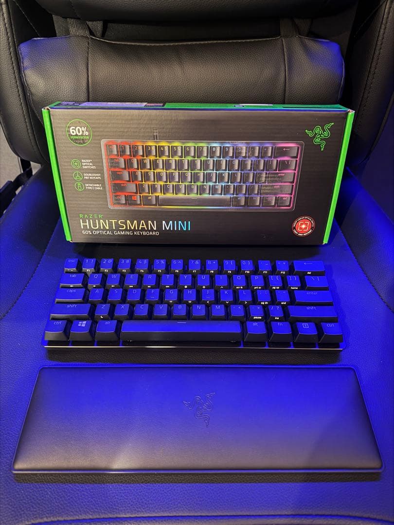 Razer Huntsman Mini 60%ゲーミングキーボード リニア静音 Razer Huntsman Mini 60% Wired Optical Gaming Keyboard Linear Red
