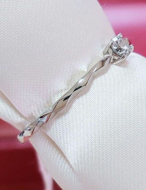 新入荷 未使用品 pt950 天然ダイヤモンド 0.08ct リング