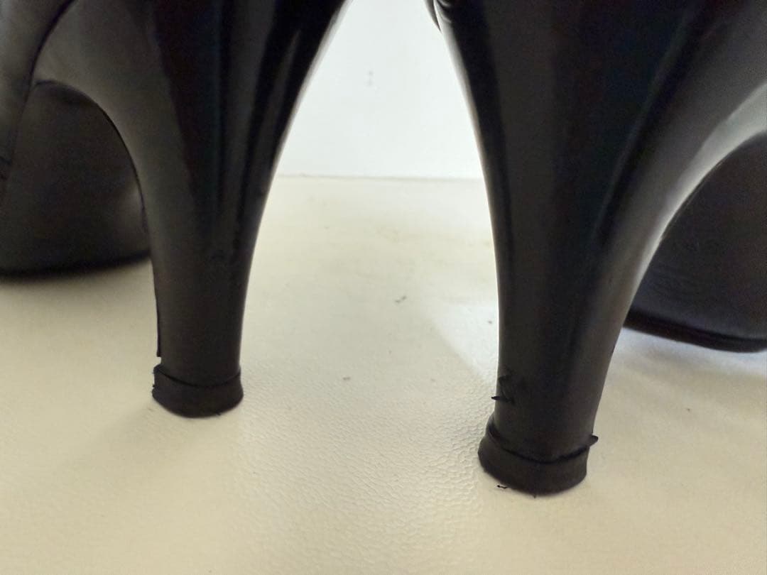 お値下げ　シャネル　パンプス　カーフ＆エナメル　黒　ヒール8センチ　36.5C