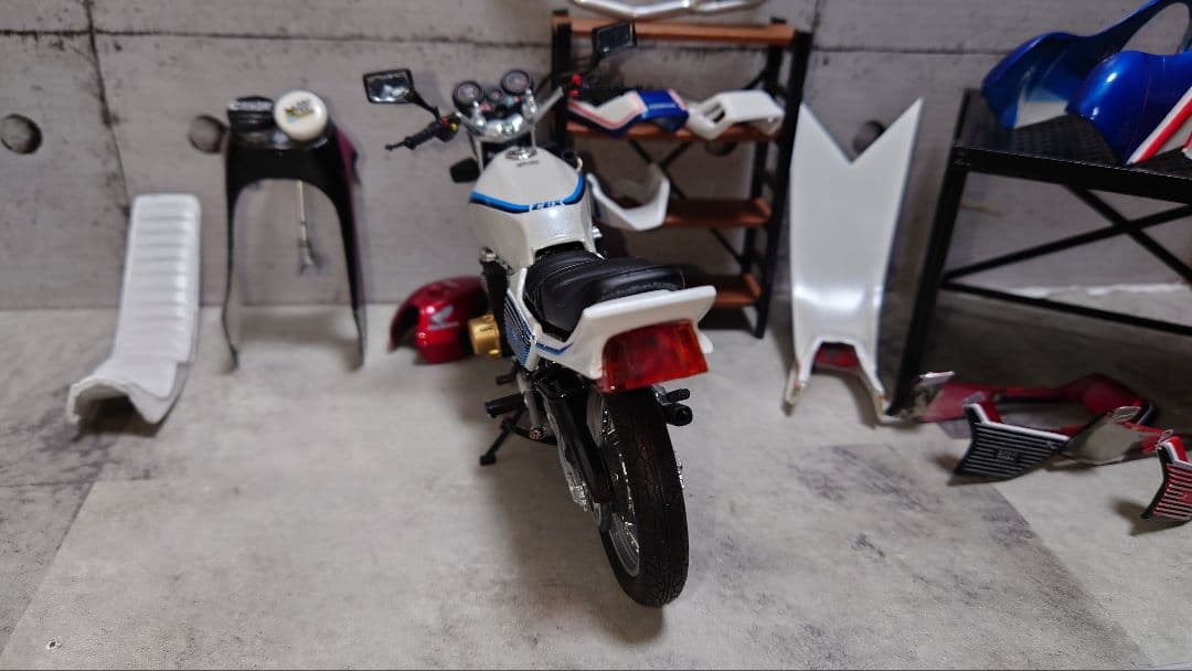 1/12完成品CBX400F 550カラーカスタム