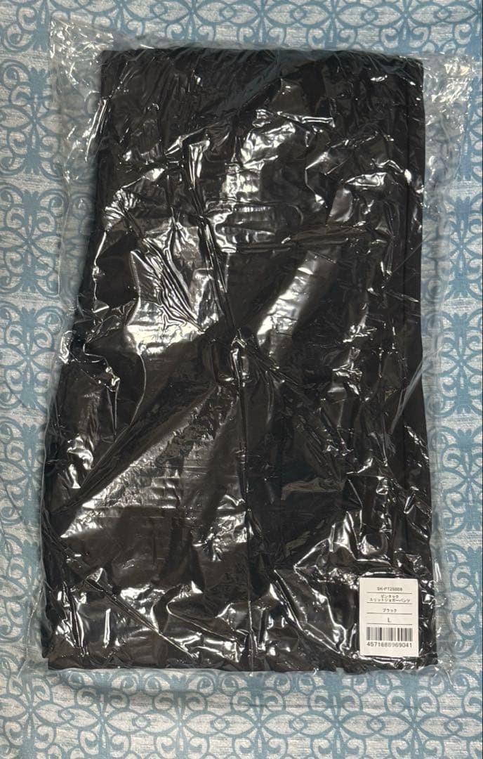 SUKALA ピンタックスリットジョガーパンツ - メルカリ