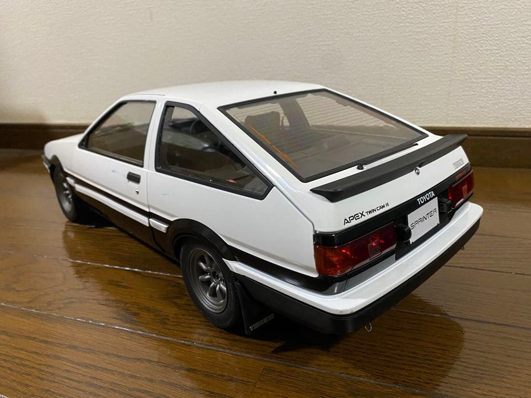 ジャンク！ 1/8 トヨタ スプリンタートレノ AE86 頭文字D ミニカー