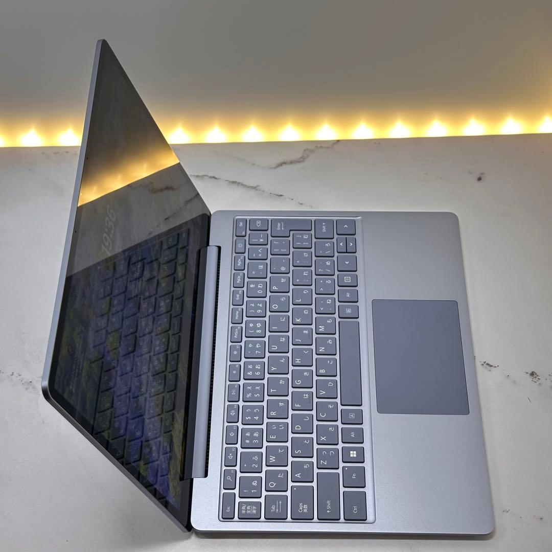 【極美品SA】Surface Laptop Go3 i5/8/256