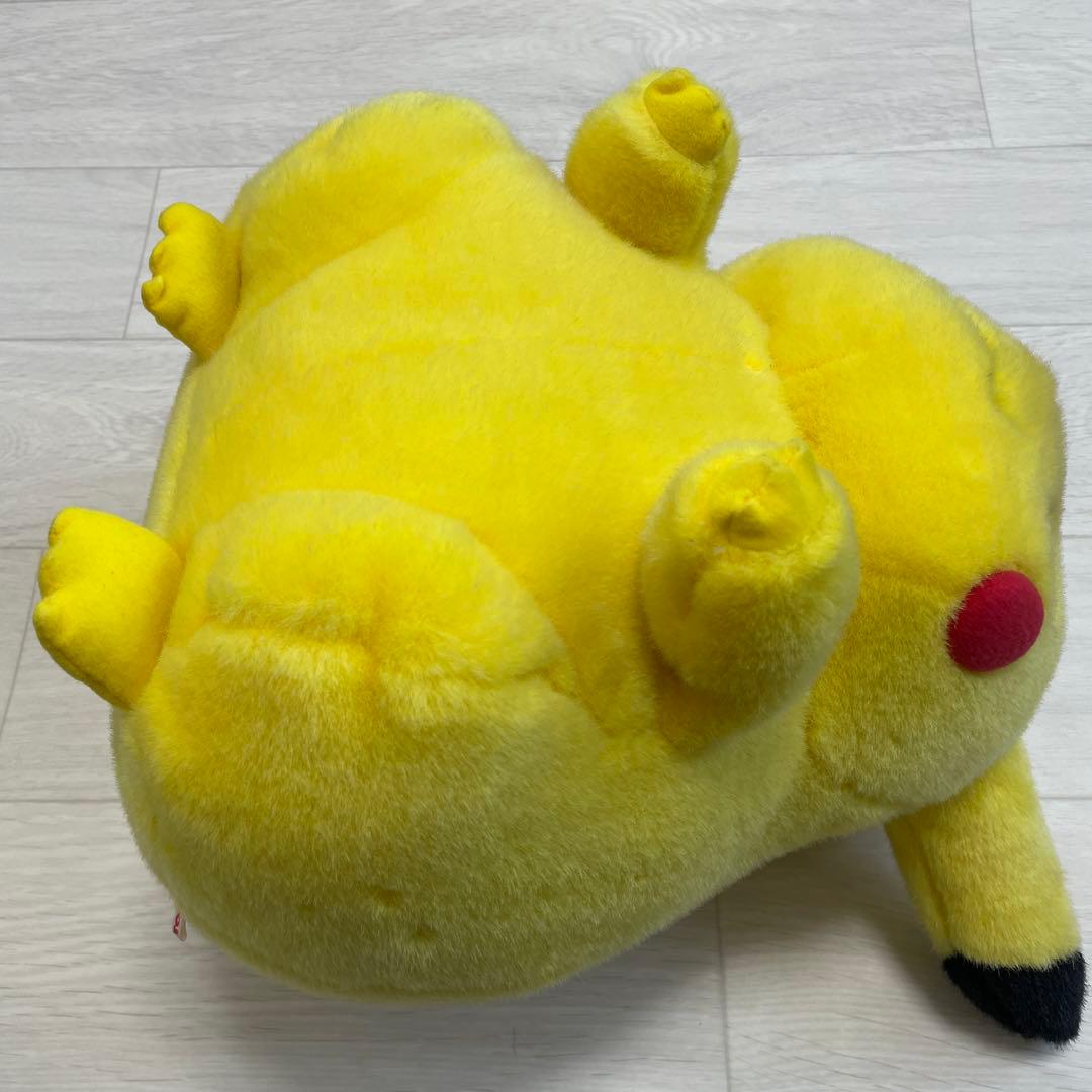 初期　ピカチュウ ぬいぐるみ