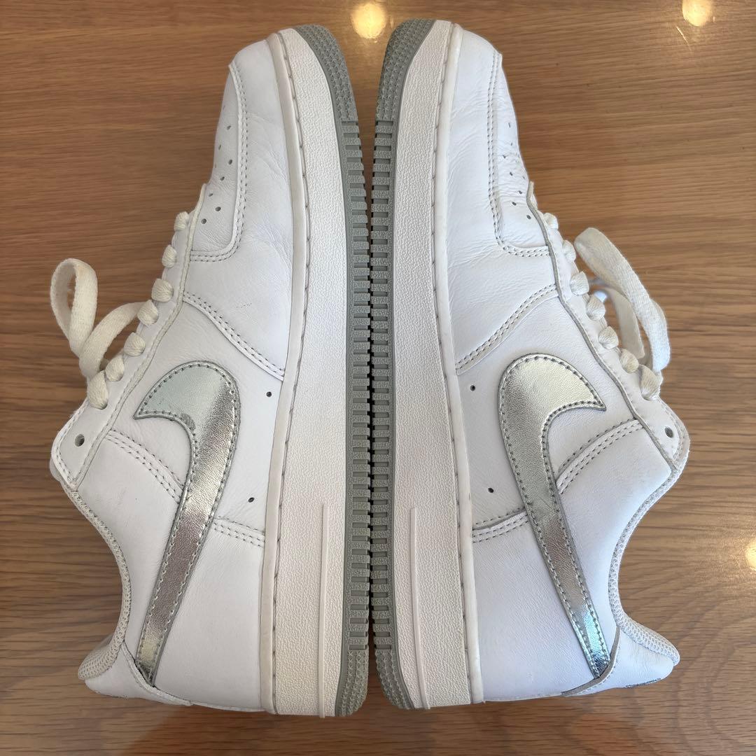 NIKE AIR FORCE 1 LOW RETRO 白×銀 26.0cm