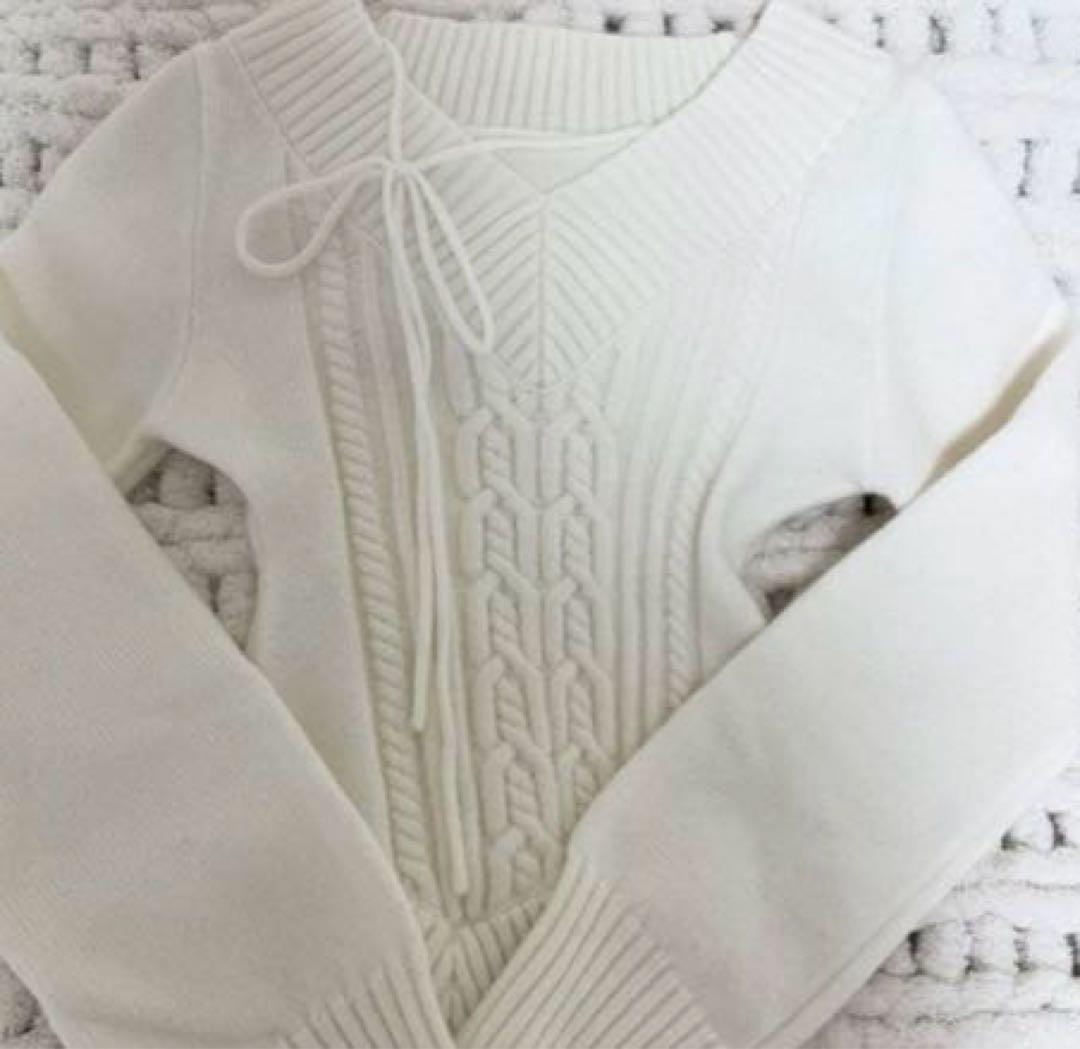 yilon CABLE RIBBON KNIT イロン ケーブルリボンニット - メルカリ
