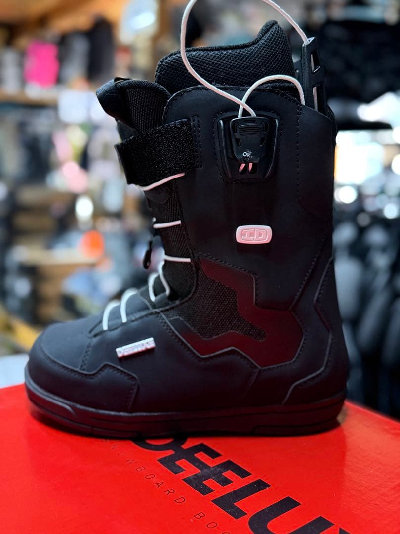 DEELUXE ID LITE 24.5 新品未使用 送料込み DEELUXE（ディーラックス） 24-25 スノーボード ブーツ ID LITE BLACK