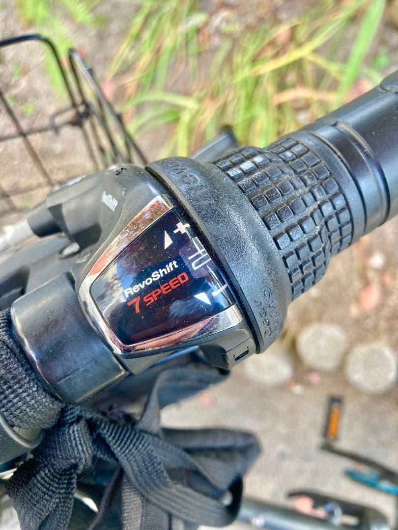 RENAULT(ルノー) 20インチ シマノ7段変速 自転車 10.8kg