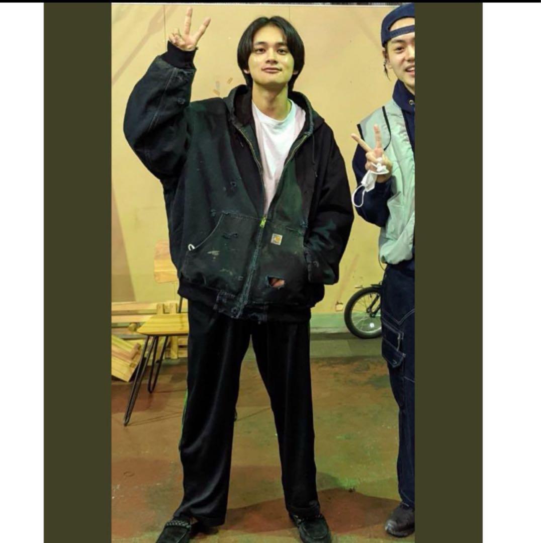 301【北村匠海着用】カーハート☆ロゴタグダック地アクティブ