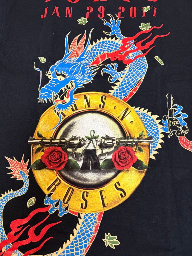激レア　GUNS N' ROSES Tシャツ 東京公演 2017日程入り限定
