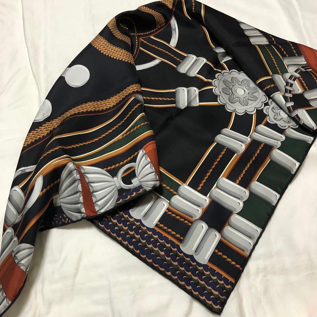 2025AW 新作 HERMES カレ90 《銀細工の花》