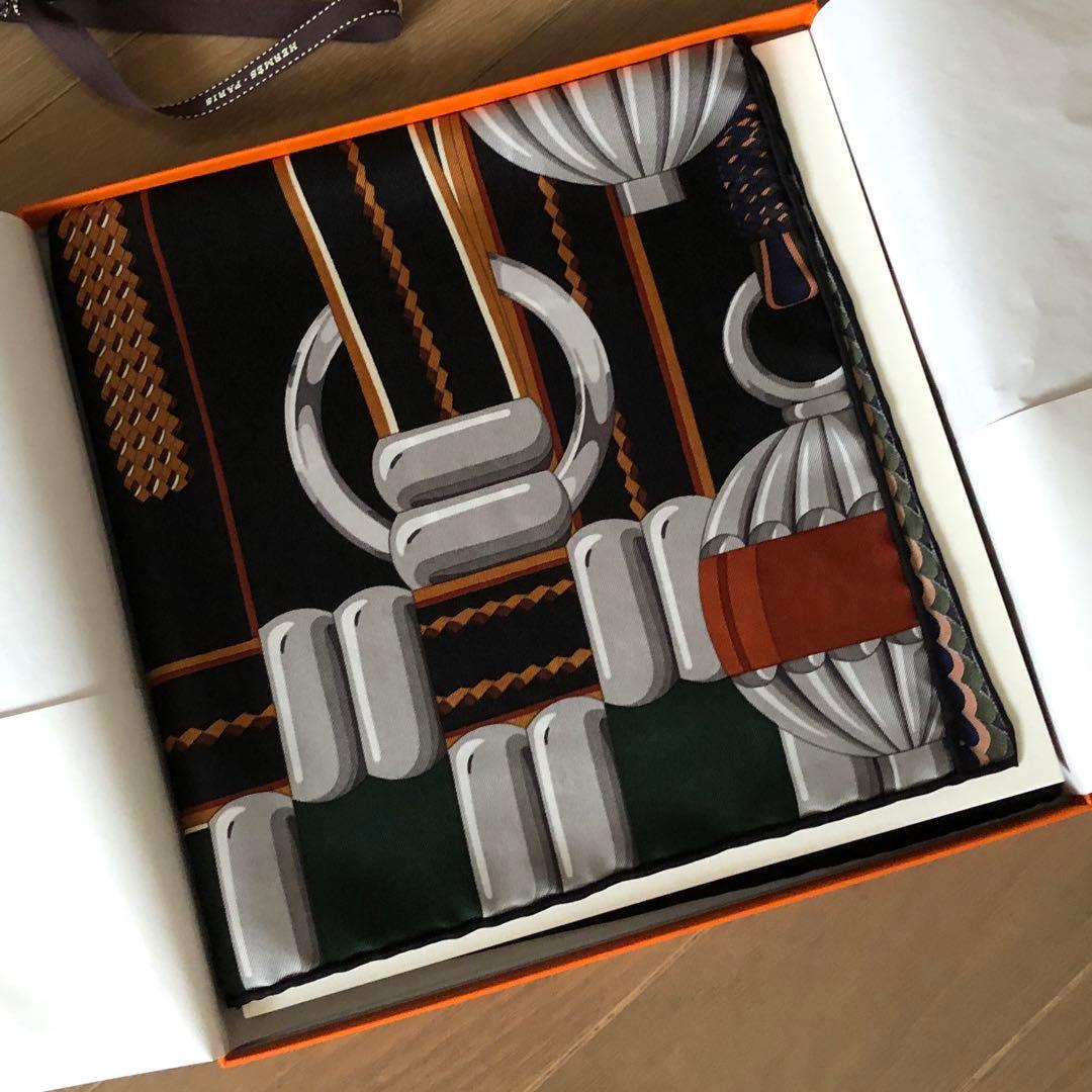 2025AW 新作 HERMES カレ90 《銀細工の花》