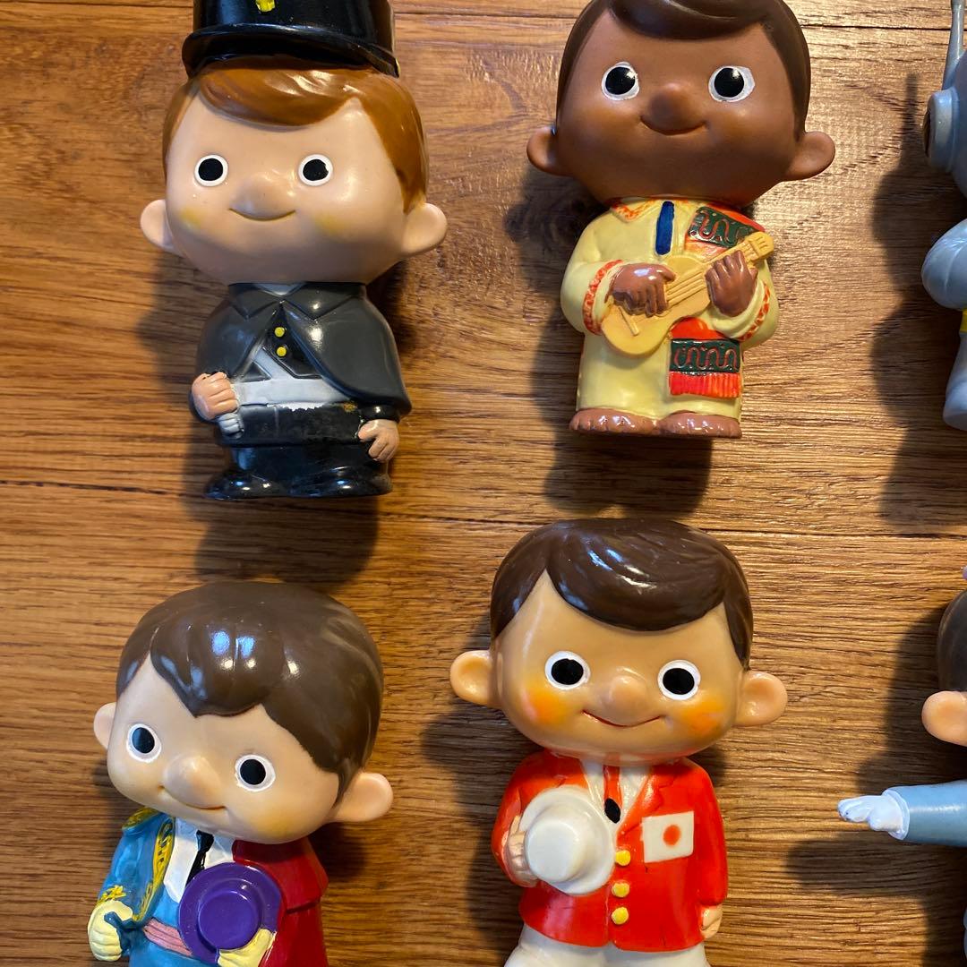 富士銀行　ぼくちゃん　貯金箱　12体