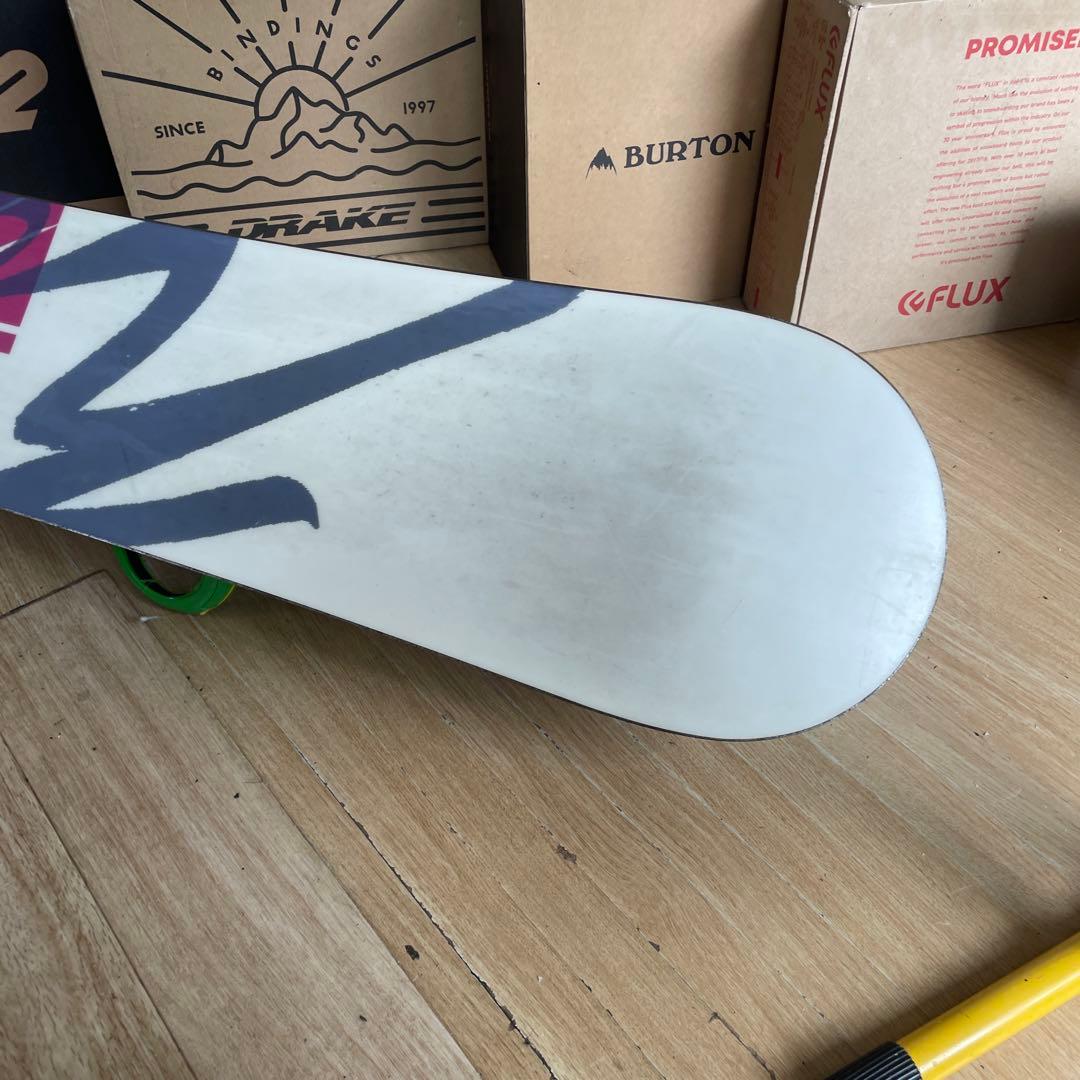 NOVEMBER 良質国産 スノーボードセットOGASAKA製 バインディング付