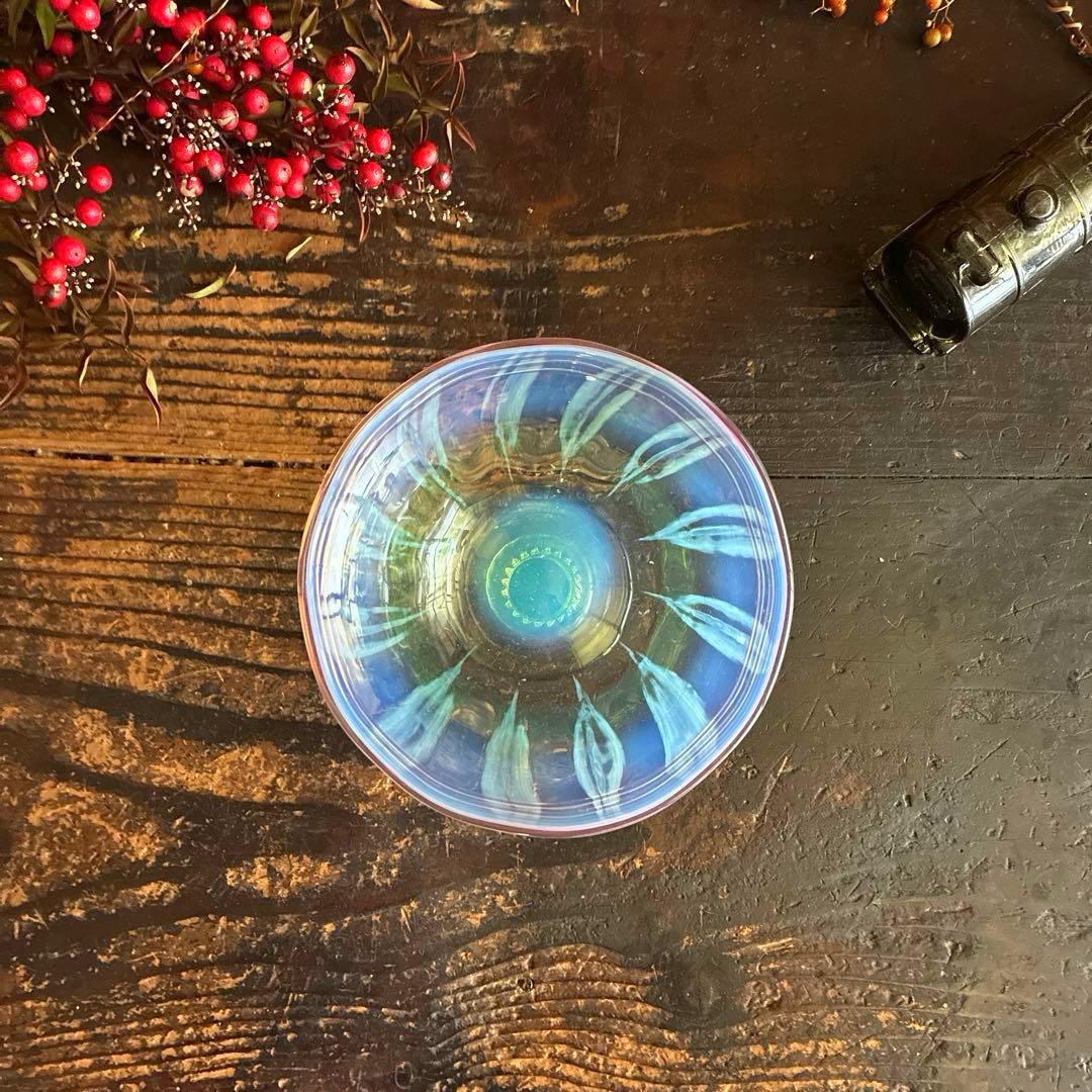 骨董 時代ガラス 希少 若草色 乳白色暈し 桃色千段巻き 氷コップ