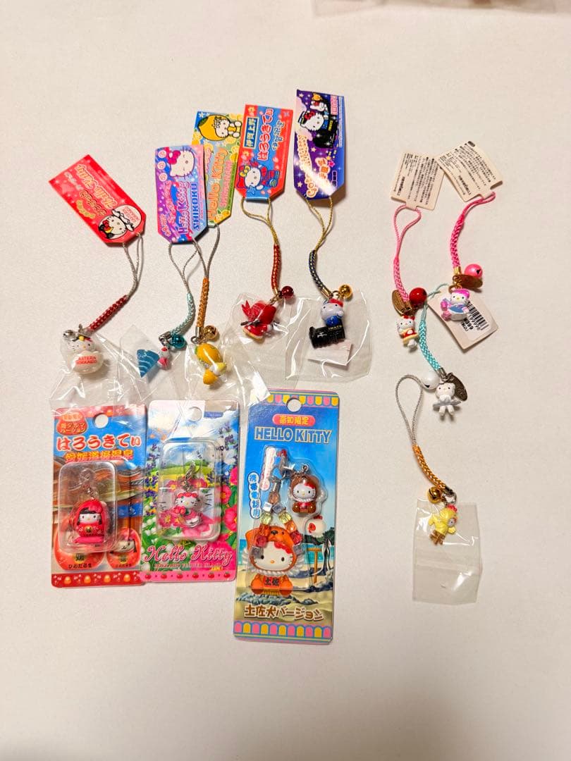 【まとめ売り92点】ご当地キティストラップ・ボールペン