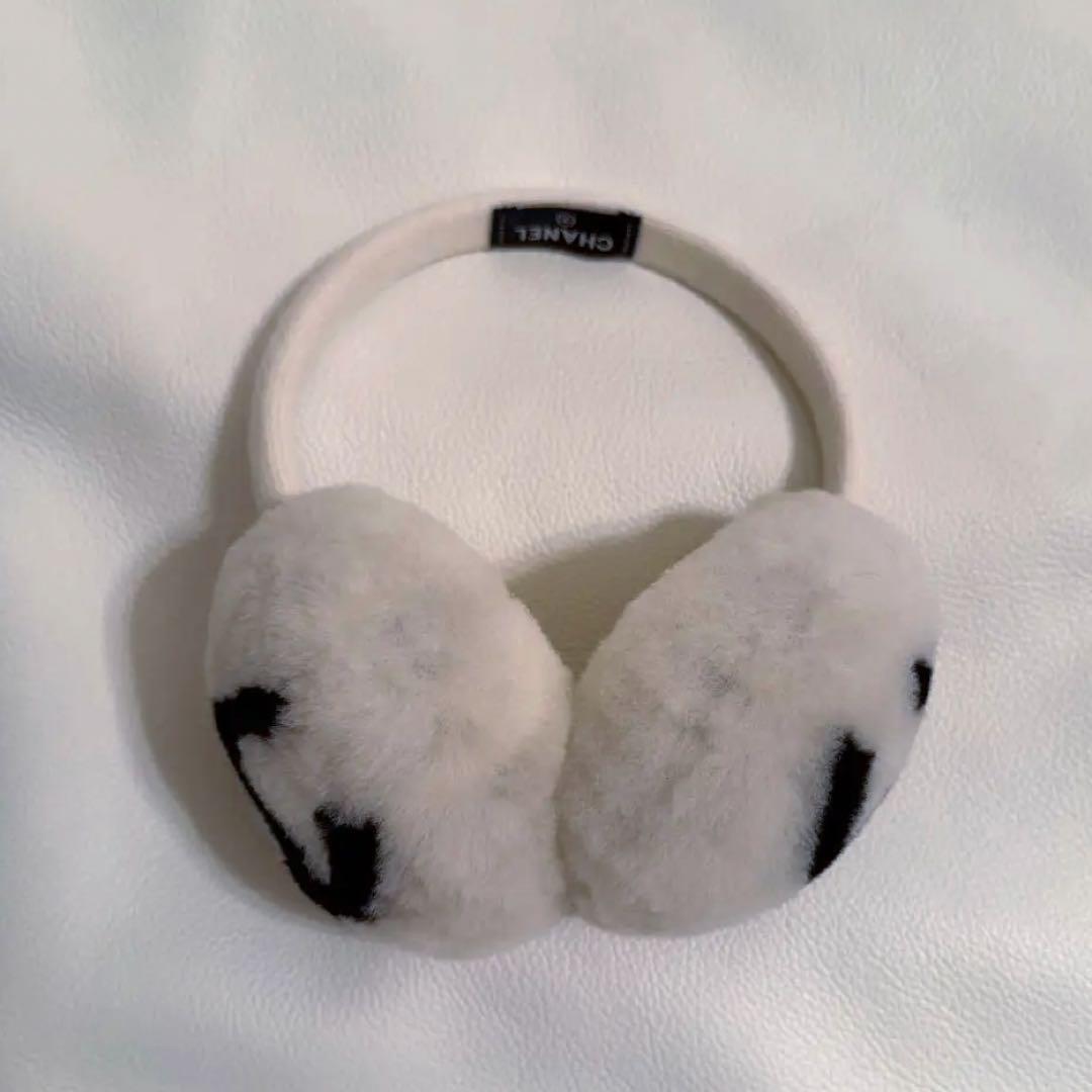 未使用】CHANEL 耳あて イヤーマフ ccマーク シャネル ホワイト 白
