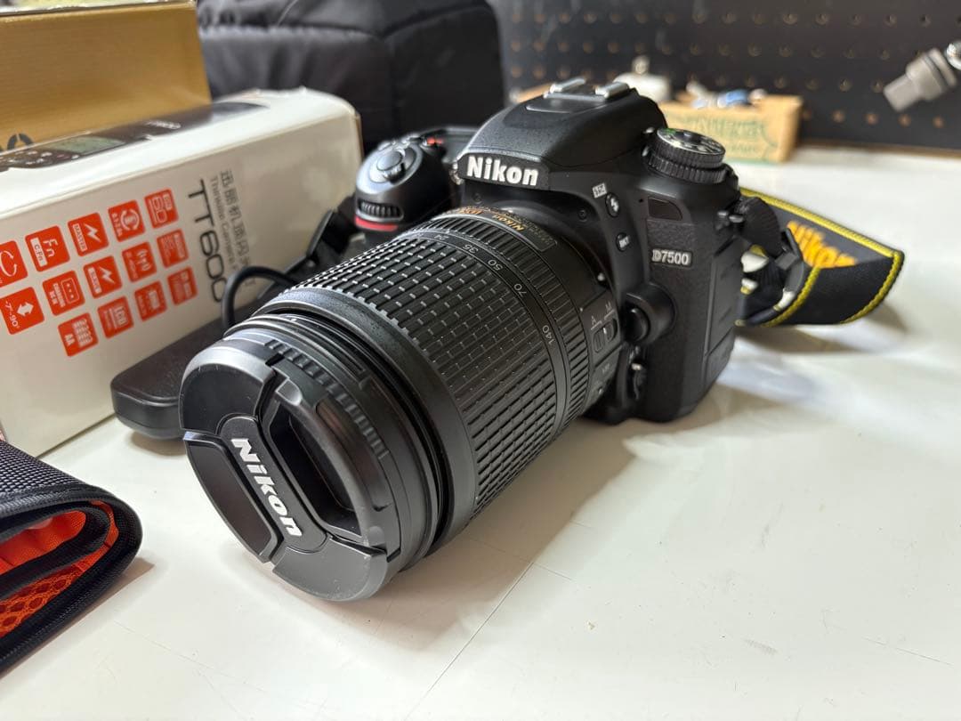 Nikon D7500 デジタル一眼レフカメラ 18-140mm VRキット ニコン（Nikon） デジタル一眼レフカメラ D7500 18-140 VR レンズ